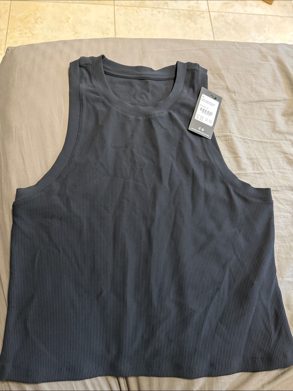 Peloton NWT women’s Ribbed Tank Top - Black